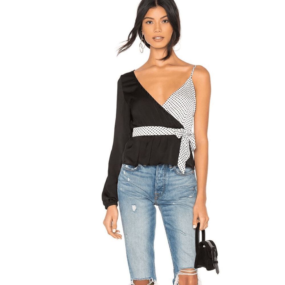 By the Way / Superdown Hayley Two Tone Wrap Top Size S in Black and White